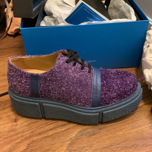 BNIB John Fluevog Tycho Space Edition - Picture 2 of 2